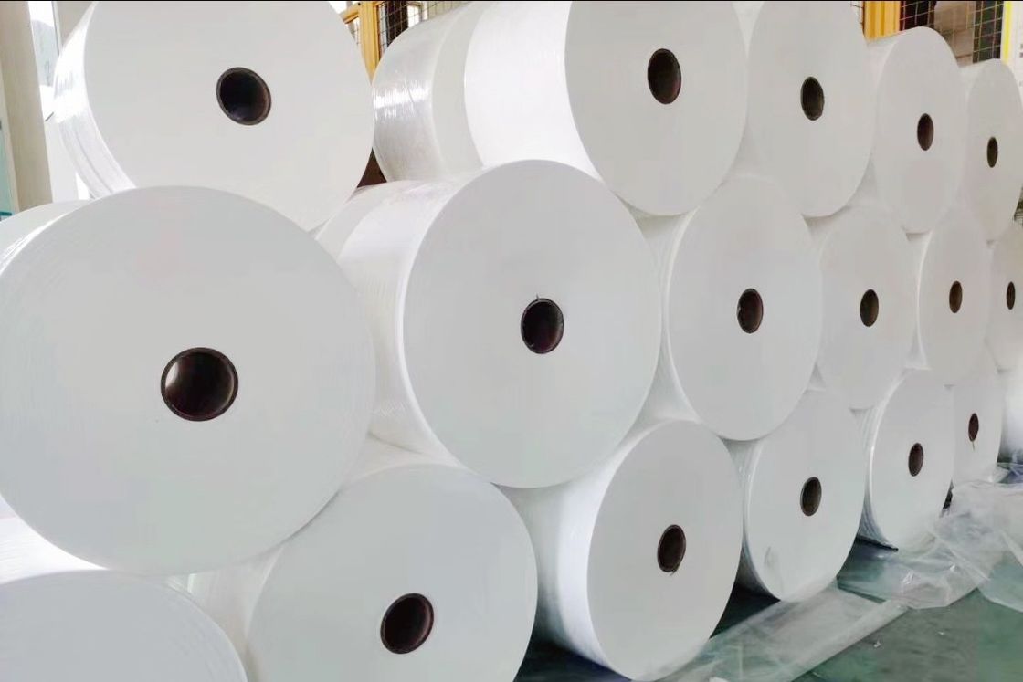 Tessuto non tessuto soffiato colata bianca delle maschere protettive 1600mm